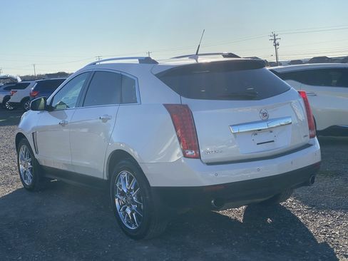 Used 2014 Cadillac SRX Luxury w/ Driver Awareness Package image 7