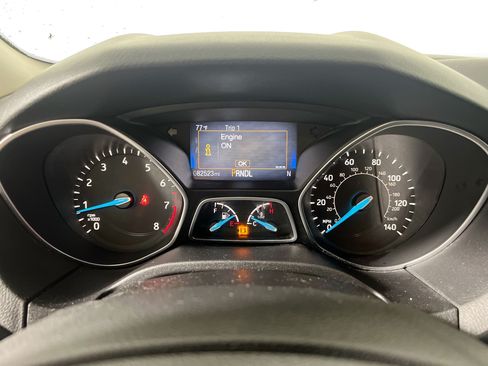 Used 2015 Ford Focus SE FWD image 22