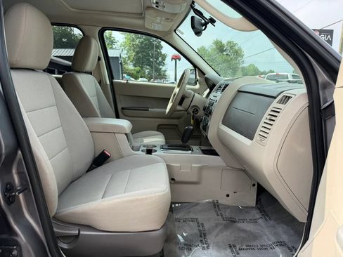 Used 2012 Ford Escape XLT AWD/4WD image 15