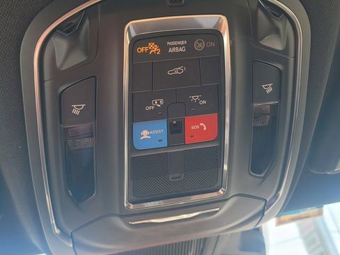 Used 2024 Dodge Charger R/T w/ Plus Group image 21