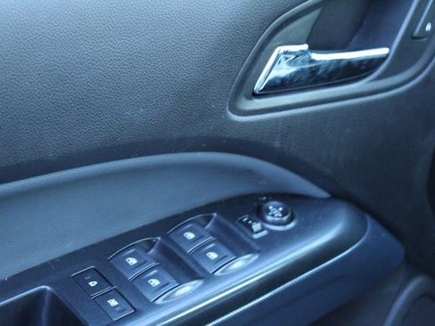 Used 2018 Chevrolet Colorado Z71 image 8