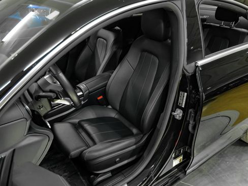 Used 2025 Mercedes-Benz CLA 250 4MATIC w/ Driver Assistance Package image 35