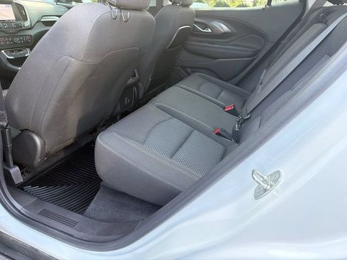 Used 2023 GMC Terrain SLE w/ Driver Convenience Package FWD image 21