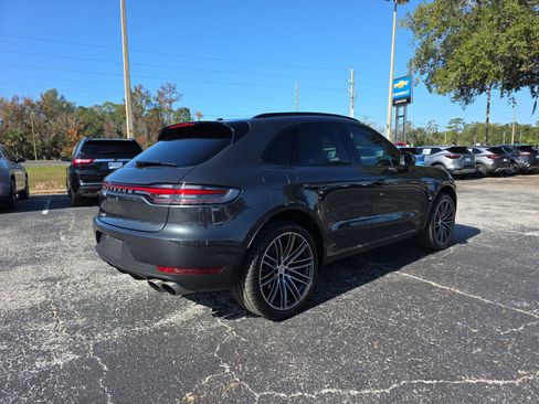 Used 2021 Porsche Macan S image 3