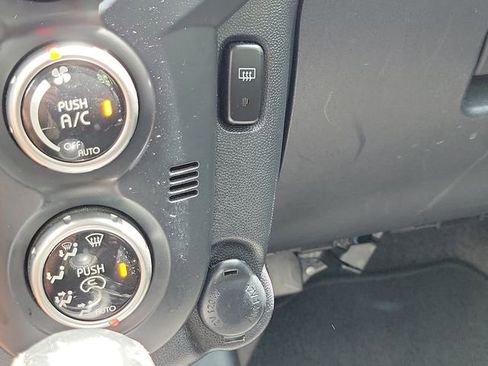 Used 2016 Mitsubishi i ES image 23