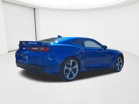 Used 2018 Chevrolet Camaro SS image 4