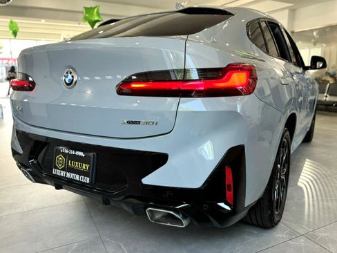 Used 2025 BMW X4 xDrive30i w/ Premium Package image 10