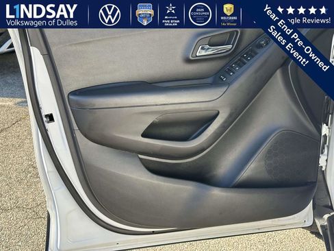 Used 2017 Chevrolet Trax LS image 9