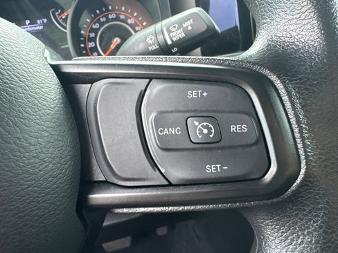 Used 2024 Jeep Wrangler Unlimited Sport AWD/4WD image 32