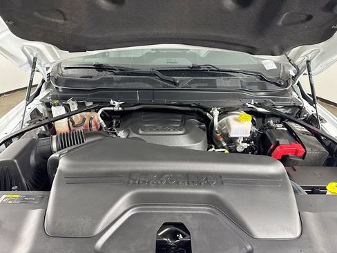 Used 2024 RAM 2500 Big Horn w/ Bed Utility Group image 25