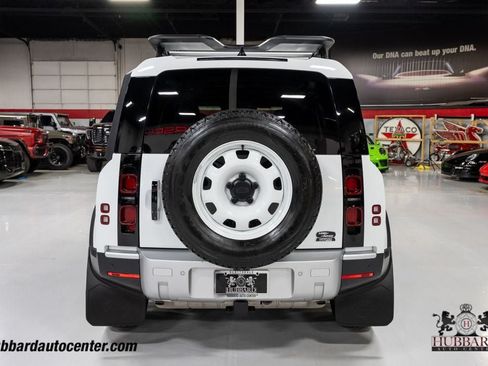 Used 2023 Land Rover Defender 110 S AWD/4WD image 7