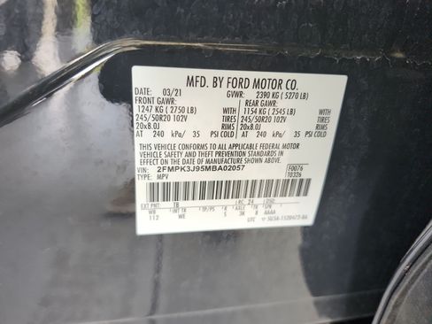 Used 2021 Ford Edge ST-Line FWD image 24