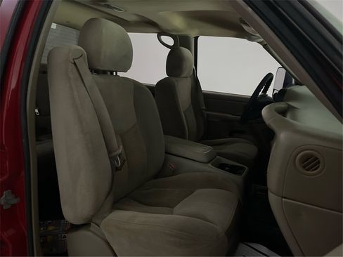 Used 2006 Chevrolet Silverado 2500 W/T image 34