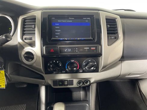 Used 2013 Toyota Tacoma 4x4 Double Cab w/ TRD Off-Road Pkg image 16