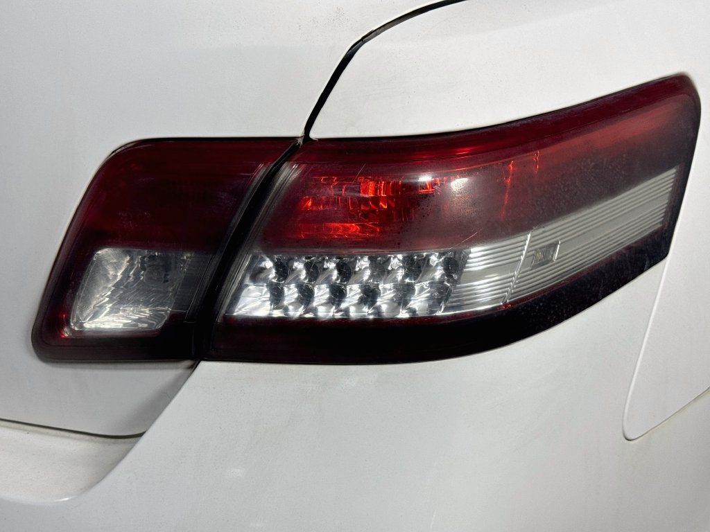 Used 2011 Toyota Camry LE w/ LE Extra-Value Pkg FWD image 28
