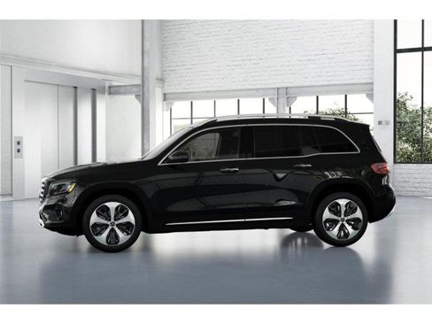Certified 2025 Mercedes-Benz GLB 250 image 34