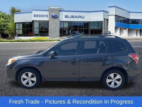 Used 2014 Subaru Forester 2.5i Premium w/ All-Weather Package AWD/4WD image 2