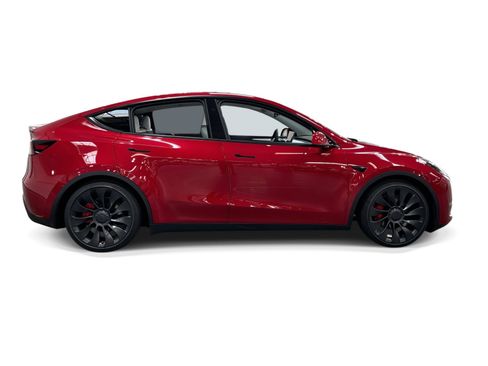 Certified 2023 Tesla Model Y Performance AWD/4WD image 7