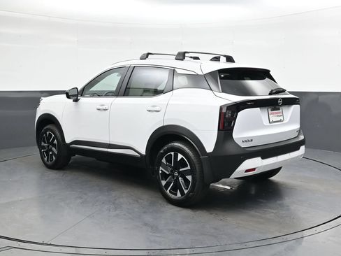 Certified 2026 Nissan Kicks SV w/ Cold Weather Package AWD/4WD image 8