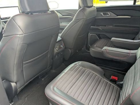 New 2026 Ford Explorer ST-Line w/ ST-Line Street Pack AWD/4WD image 28