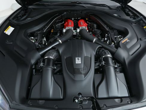 Certified 2023 Ferrari Portofino M image 35