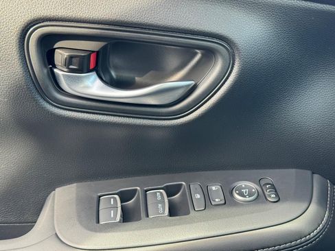 Certified 2026 Honda HR-V EX-L image 24