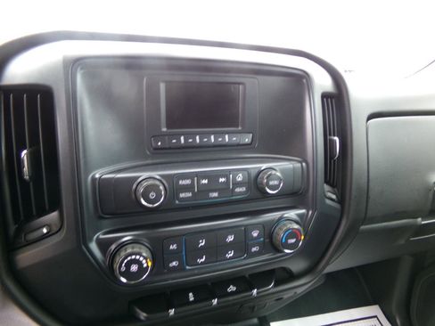 Used 2017 Chevrolet Silverado 1500 W/T RWD image 17