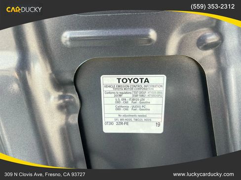 Used 2017 Toyota Corolla SE image 25