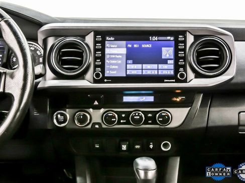 Used 2023 Toyota Tacoma TRD Sport image 18