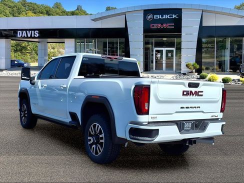 Used 2023 GMC Sierra 2500 AT4 w/ AT4 Premium Plus Package AWD/4WD image 3