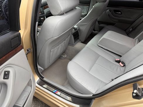 Used 2003 BMW 540i Sedan image 28