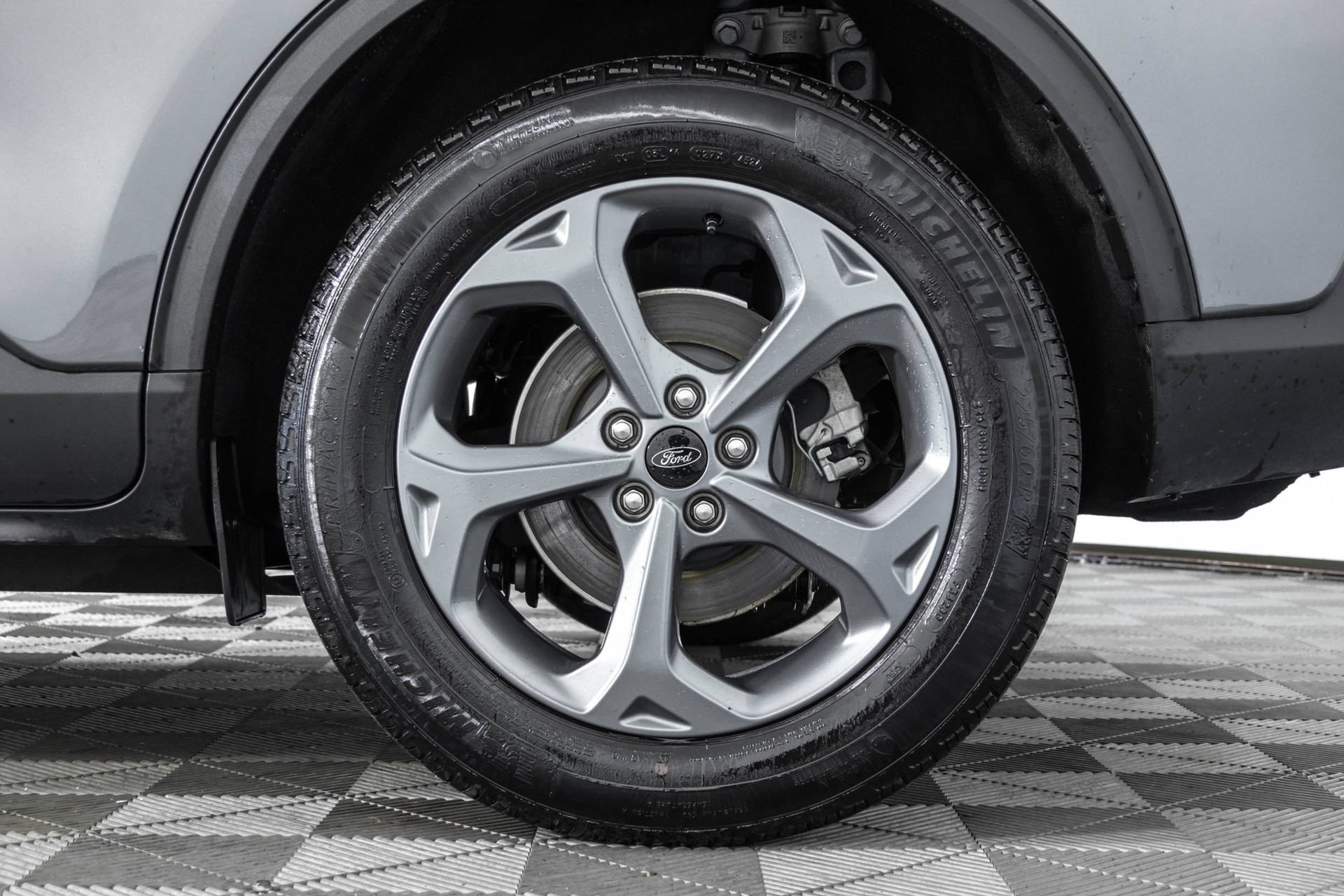 Used 2025 Ford Escape ST-Line Select AWD/4WD image 45