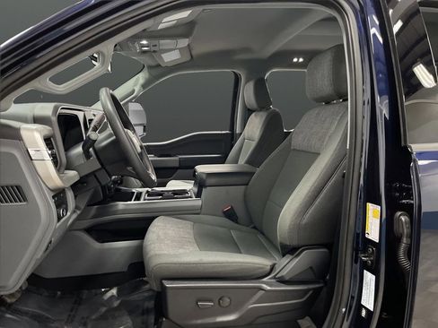 Used 2024 Ford F250 XLT w/ XLT Premium Package image 4