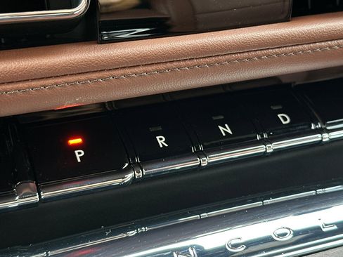 New 2026 Lincoln Aviator Reserve image 22