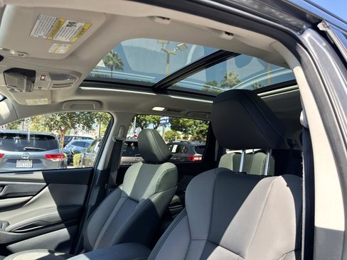 Used 2023 Subaru Ascent Onyx Edition image 20