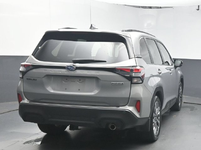 Certified 2025 Subaru Forester Touring w/ Popular Package - Touring AWD/4WD image 7