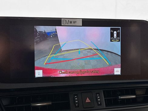 Certified 2025 Lexus ES 300h w/ Premium Package image 13