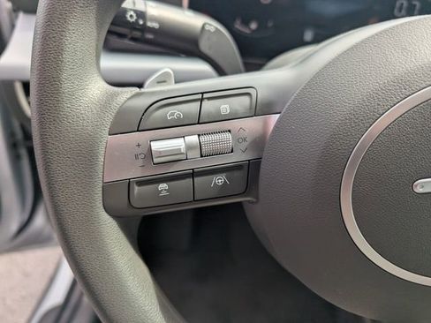 Used 2025 Hyundai Sonata SEL FWD image 17