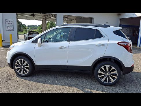Certified 2021 Buick Encore Preferred w/ Safety Package AWD/4WD image 5