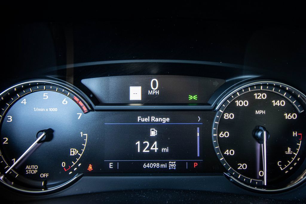 Used 2020 Cadillac XT4 Sport AWD/4WD image 40