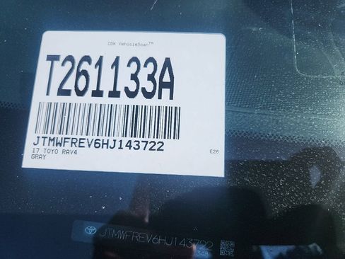 Used 2017 Toyota RAV4 XLE w/ Carpet Mat Package FWD image 5