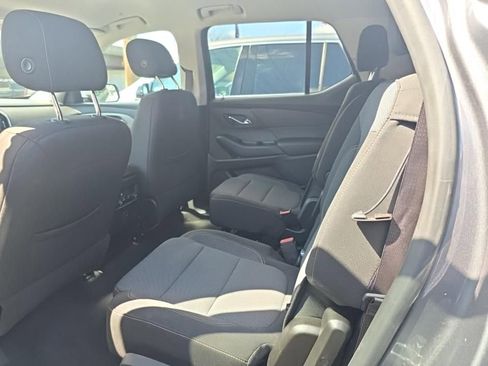 Used 2019 Chevrolet Traverse LT image 5