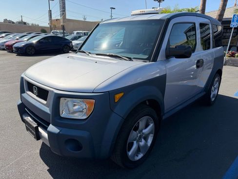 Used 2005 Honda Element EX image 3