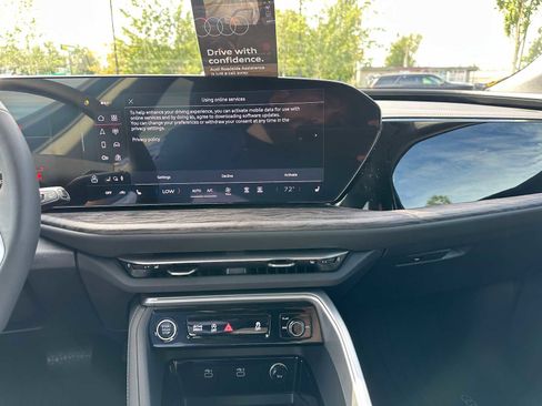 New 2025 Audi Q5 Premium image 25