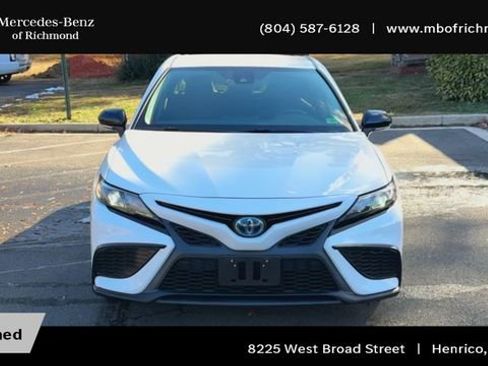 Used 2022 Toyota Camry SE w/ Convenience Package image 5