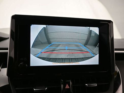 Used 2023 Toyota Corolla SE w/ SE Premium Package image 27