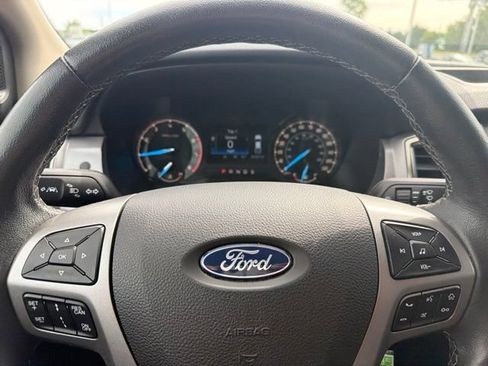 Used 2022 Ford Ranger XLT w/ Equipment Group 302A High AWD/4WD image 13