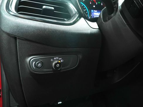 Used 2023 Chevrolet Equinox RS w/ LPO, Floor Liner Package FWD image 13