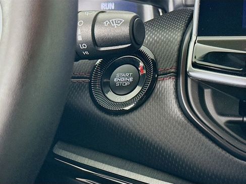 Certified 2025 Jeep Compass Trailhawk w/ Trailhawk Elite Group image 24