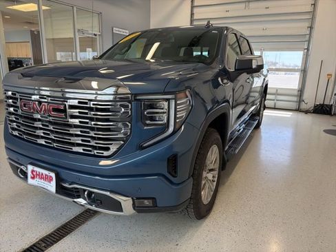 Used 2025 GMC Sierra 1500 Denali AWD/4WD image 6